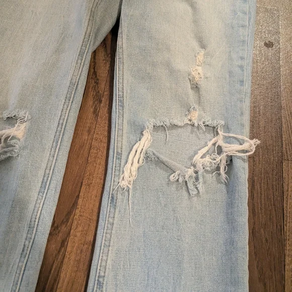 Abercrombie & Fitch Women High Rise Light Blue Jeans - Picture 3 of 8